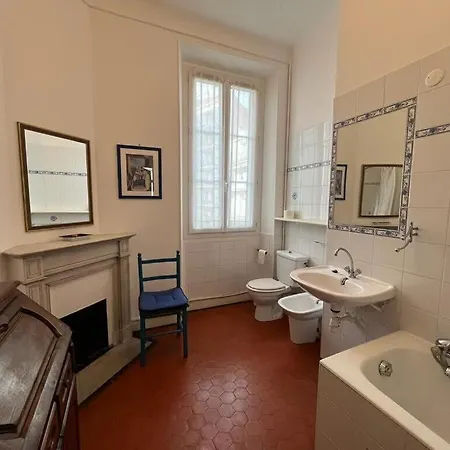 A005 Spacious And Bright Close To Croisette